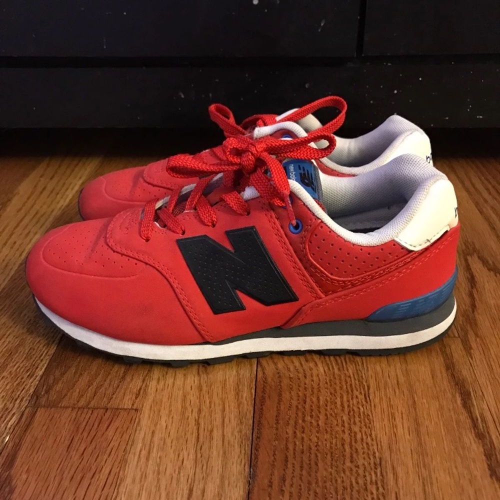 Red New Balance Size 4